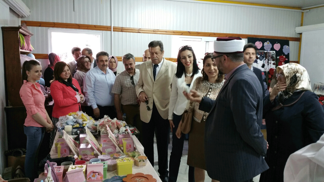 Okutan Anne Projesi ile imkansızlıklar aşılıyor