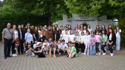 İskeçe Türk Birliği Resim Kursu öğrencileri, Edirne’de etkinliğe katıldı