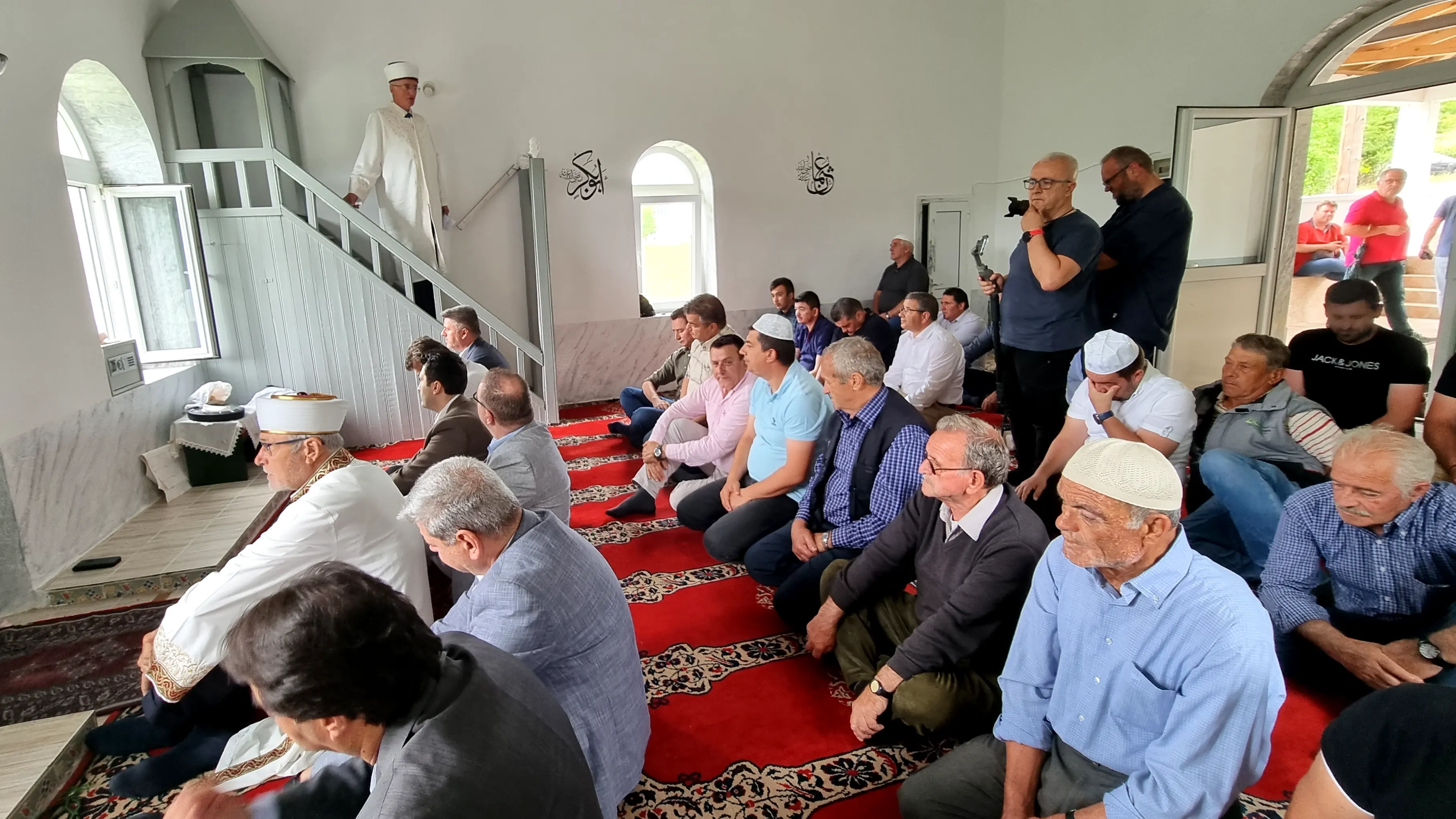 İskeçe Müftüsü Trampa, Ilıca’daki camiye yapılan saldırının toplumsal barışı hedef aldığını söyledi
