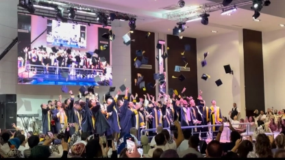 İskeçe Azınlık lisesi 82 mezun verdi