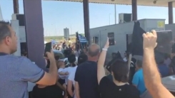 Eylemciler Egnatia Otoyolu'nu kapattılar!