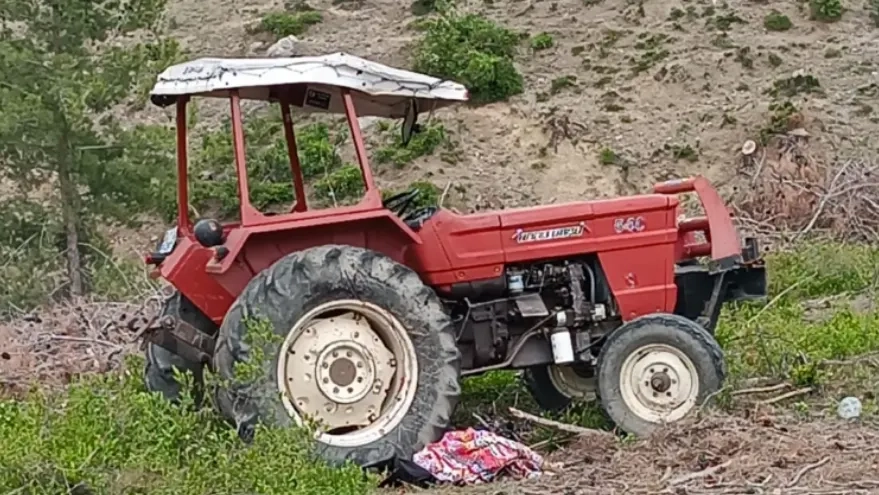 Bekirköy’de bir soydaş traktörün altında kalarak hayatını kaybetti