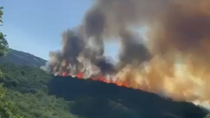 Kayrak köyü yakınında yangın çıktı 