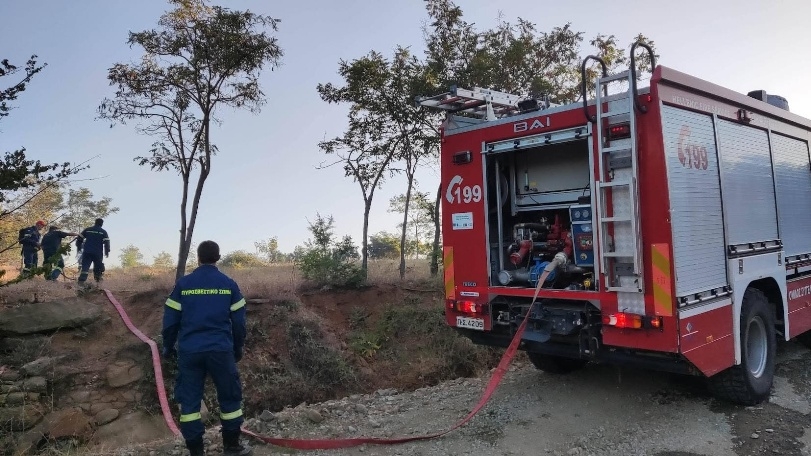 Kayrak köyü yakınında çıkan yangın kontrol altına alındı
