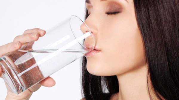 Uyandıktan Hemen Sonra Su İçince Neler Olduğunu Görelim