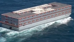 İngiltere'nin yüzen hapishanesi boşaltıldı