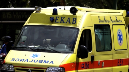  Genç adam son nefesini otobüs durağında verdi