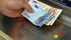 Επίδομα 200 ευρώ τον μήνα – Τα κριτήρια