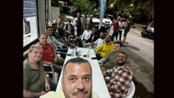 Yalımlılı gençlerden köylüleri Caner İmam'ın seçim bürosuna ziyaret