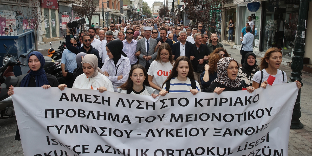 İskeçe'deki eylem 11. gününde sonuç getirdi: Vardiyalı eğitim olmayacak