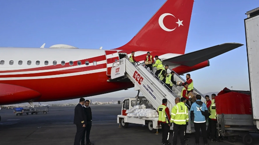 Türkiye Gazze'ye yardım uçağı gönderdi