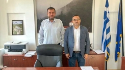 Caner İmam, belediyenin durumu hakkında mevcut başkandan bilgi aldı