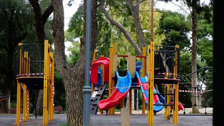 Dedeağaç'ta çocuk parkında korkunç kaza!