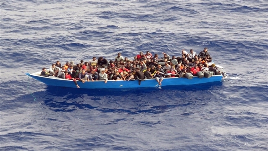 Geri itilen 66 kaçak göçmen kurtarıldı