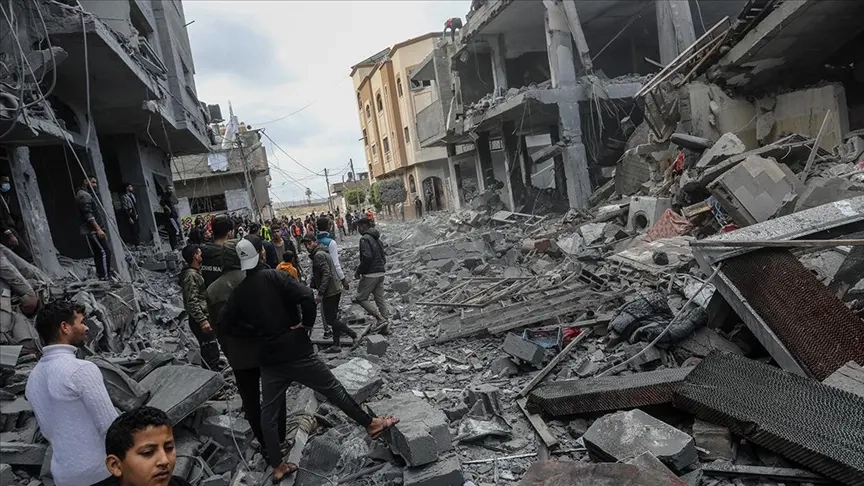 İsrail'in Gazze Şeridi'ne düzenlediği saldırılarda ölenlerin sayısı 13 bin 300 oldu