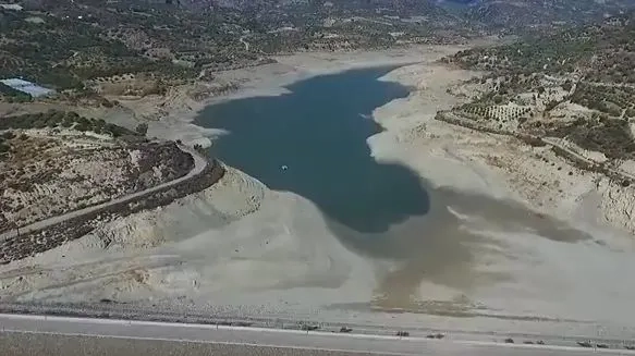 Girit adası büyük su sıkıntısı yaşıyor, sadece 5 haftalık su kaldı