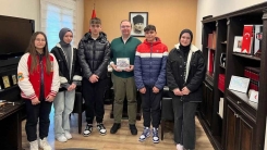 Celal Bayar Azınlık Lisesi öğrencilerinden Başkonsolos Ünal'a ziyaret