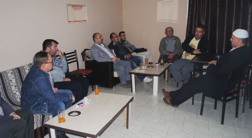 DEB Partisi'nden Kozdere köyüne ziyaret