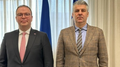 Başkonsolos Ünal Eyalet Başkanı Topsidis’i ziyaret etti