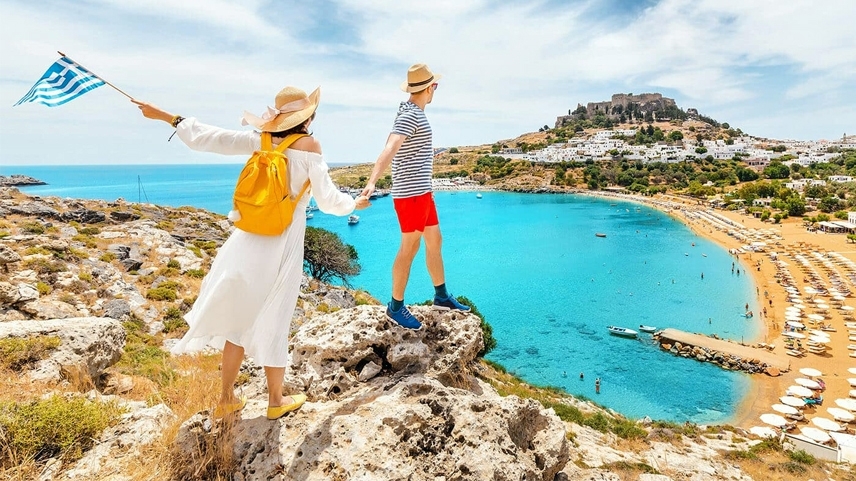 Yunanistan turizm gelirlerinde rekor kırdı
