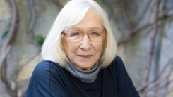 Eserleriyle düşünce dünyasına ışık tutan mütefekkir, yazar Alev Alatlı