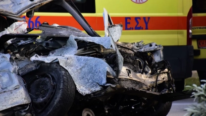 Yoldan çıkan otomobil duvara çarptı: 1 ölü