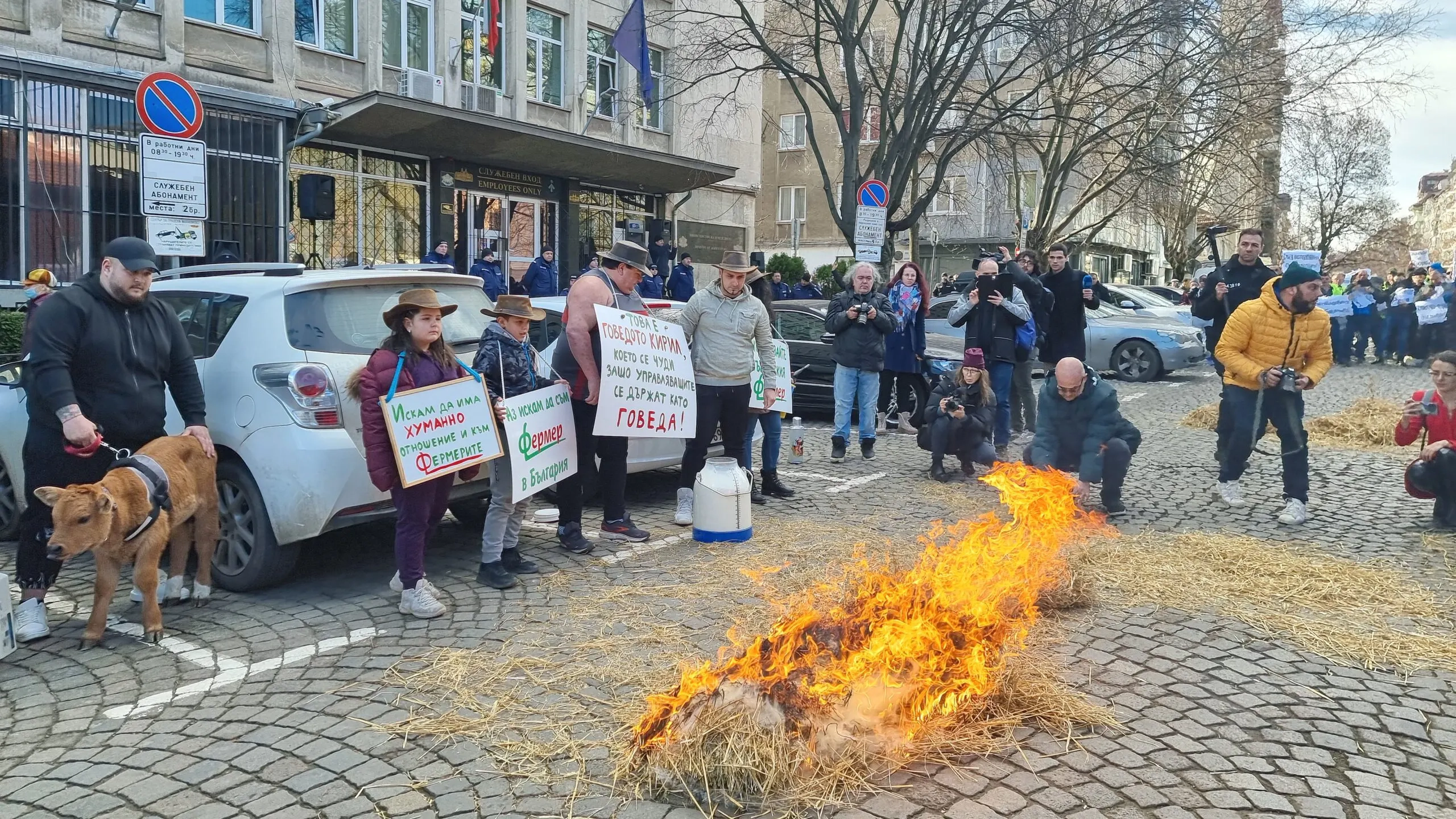 Bulgaristan’da çiftçilerden eylem: Bakan İstifa!