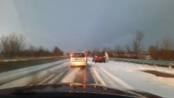 İskeçe’de dolu yağışı otobanı felç etti