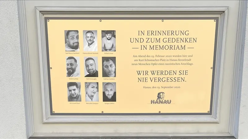 Almanya'da 4 yıl önce ırkçı terör saldırısında yakınlarını yitiren Türklerin acısı hala taze