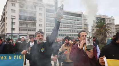 Arıcılar da başkent Atina'da gösteri düzenledi