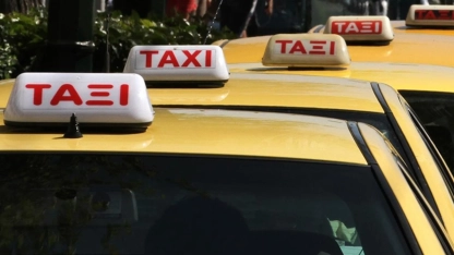 Taksiciler 48 saatlik greve gitti