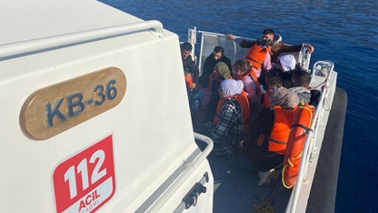 Antalya'da Yunanistan'a geçmeye çalışan 13 düzensiz göçmen yakalandı