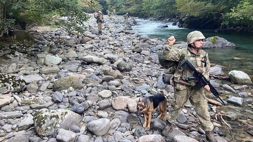 Yunanistan'a geçmeye çalışan 1'i FETÖ mensubu 2 kişi yakalandı
