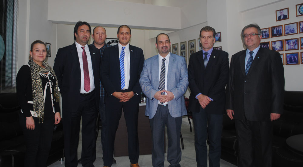 ABD'li Diplomatlar DEB Partisi'nde Temaslarda Bulundu