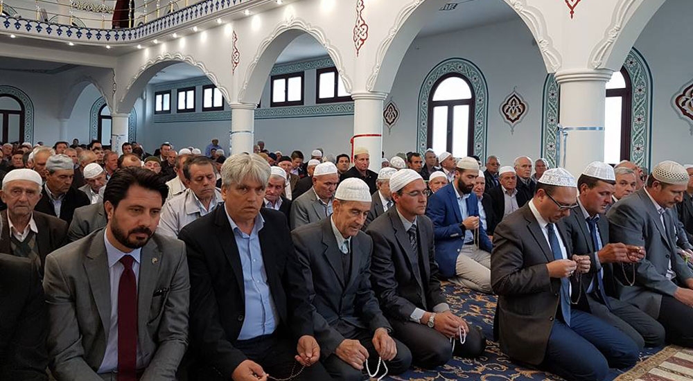 Türk Azınlık, kendisine imam dayatanlara "dur" dedi: Kalancis'in borusunu öttürenler camiden atıldı