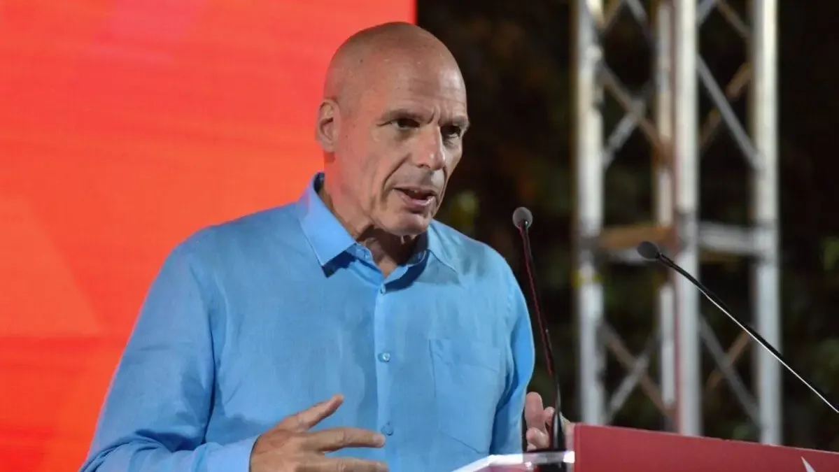 Almanya, eski bakan Varufakis'e siyasi faaliyetlere katılım yasağı getirdi