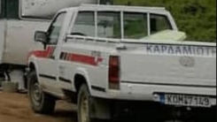 Soydaşın arabasını evinin önünden çaldılar 