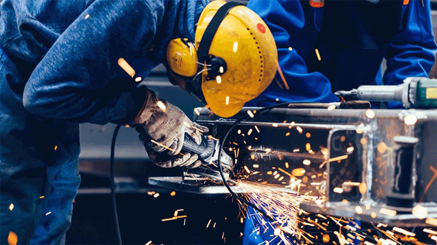 Alman sanayiciler bu yıl üretimde düşüş, ihracatta durgunluk bekliyor