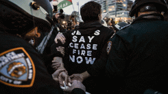 İsrail'e desteğine karşı çıkan yüzlerce kişi gözaltına alındı