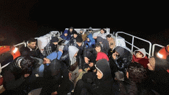 Yunanistan'ın geri ittiği 39 düzensiz göçmen kurtarıldı