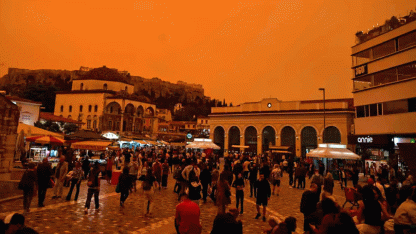 Yunanistan'da "çöl tozu" uyarısı!