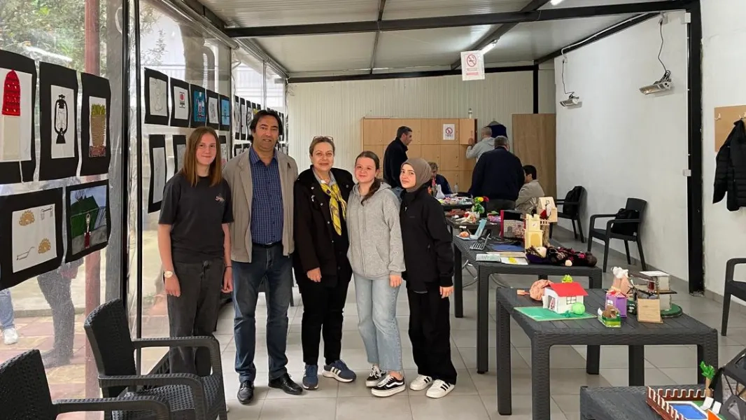 İskeçe Azınlık Ortaokulu ve Lisesi öğrencilerinden sergi