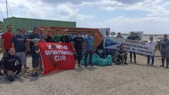 Gönüllü amatör balıkçılar Bulustra Limanını temizledi