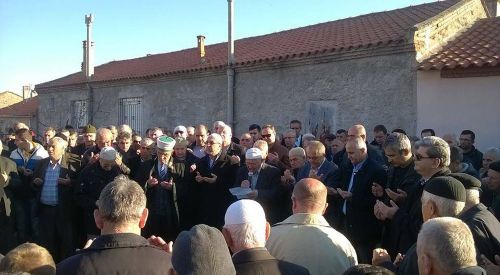 İsmet Kadı'nın Babası Öğretmen Hüseyin Kadıoğlu ebediyete uğurlandı