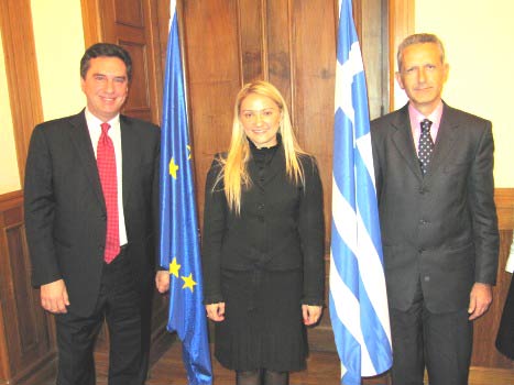 Yunanistan krizden çıkmak için Türkiye’de