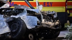 Egnatia Otoyolu'nda kaza: Parçalanan arabada bir kadın öldü