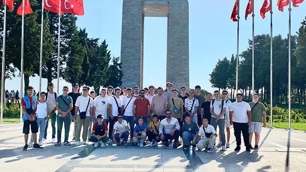 İTB Gençlik Kolu üyeleri Çanakkale gençilk kampına katıldı