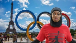 Fransız koşucunun Olimpiyatların açılış törenine başörtüsü ile katılmasına izin verilmemesi tepki topladı
