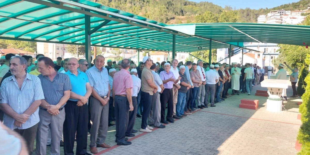 Şahin köyünde İsmail Heniyye için gıyabi cenaze namazı kılındı