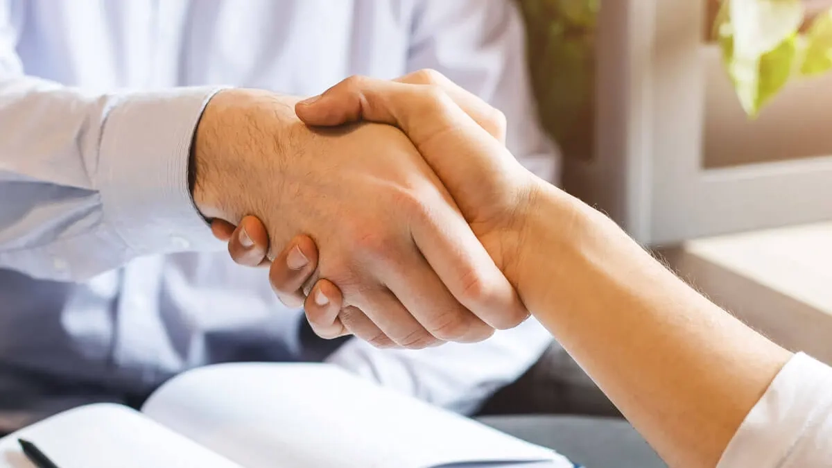  Πώς πληρώνεται η αργία του Δεκαπενταύγουστου